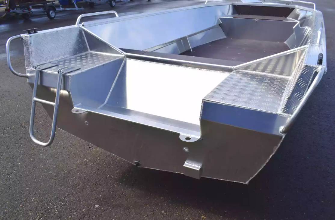 Алюминиевая лодка Неман-500 P в Миассе