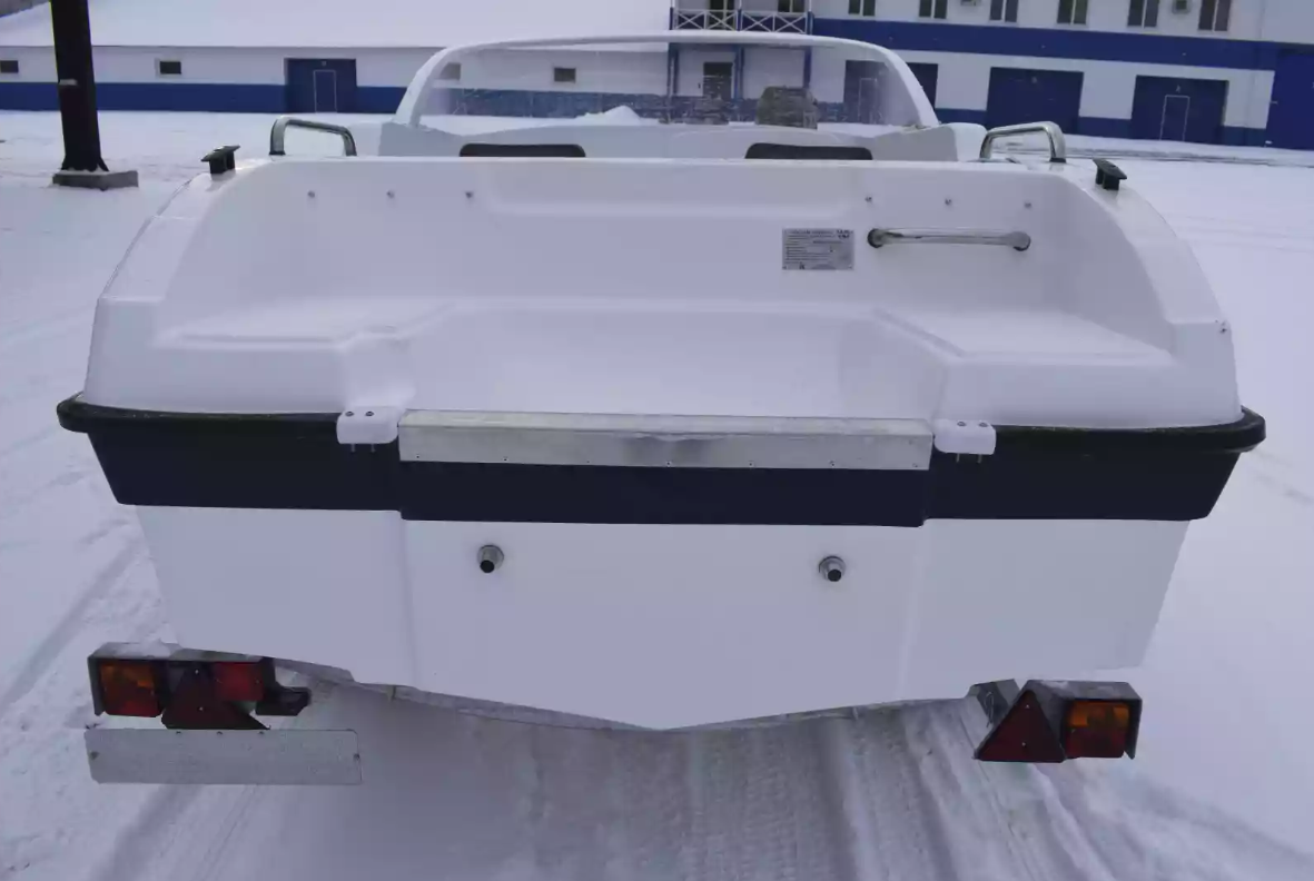 Стеклопластиковый катер Neman-450 в Миассе