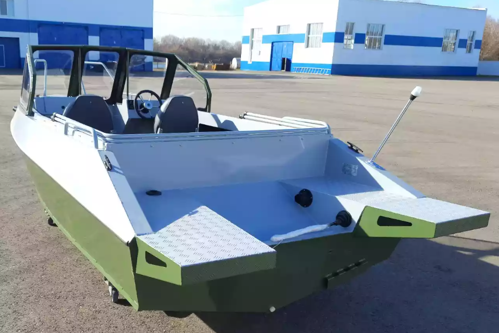 Алюминиевый катер Неман-550 DC Pro в Миассе