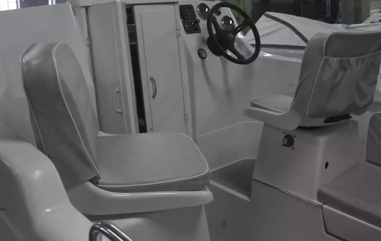 Стеклопластиковый катер Neman-500 в Миассе