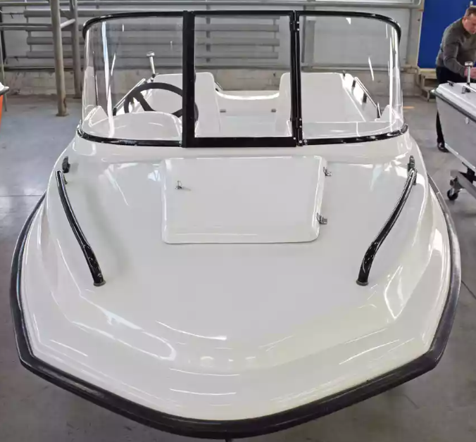 Комбинированный катер Wyatboat-430 M в Миассе