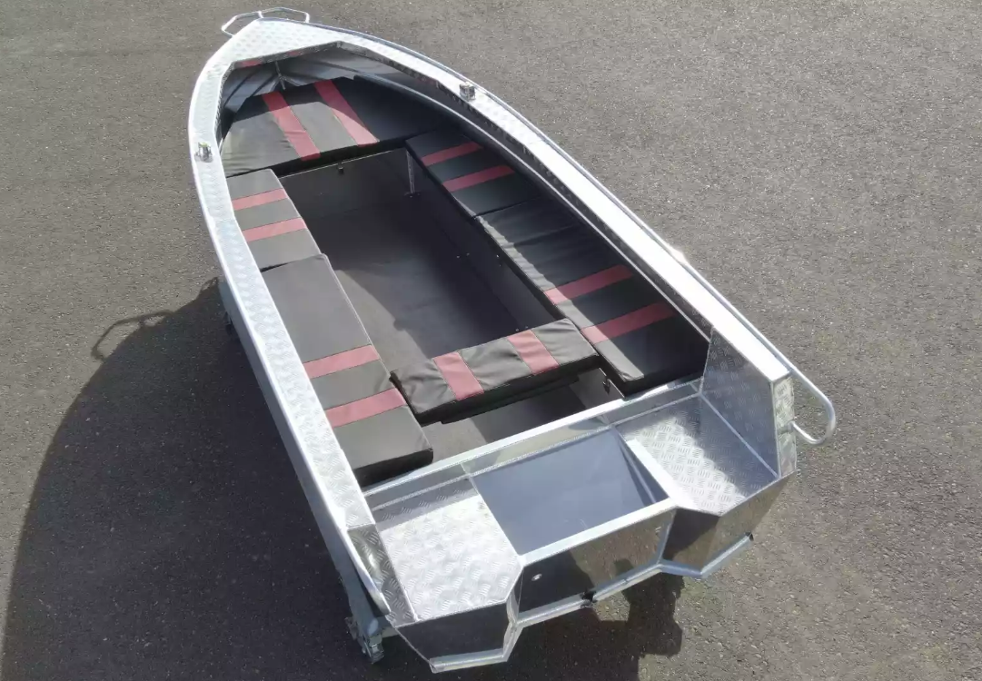 Алюминиевая лодка Wyatboat-390РМ увеличенный борт в Миассе