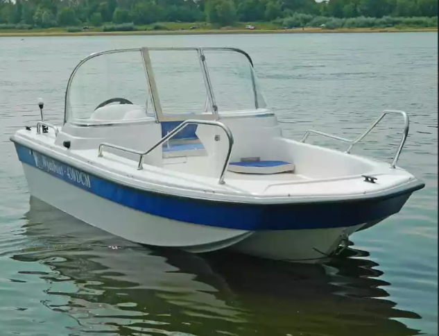 Стеклопластиковый катер Wyatboat-430 DCM (тримаран) в Миассе