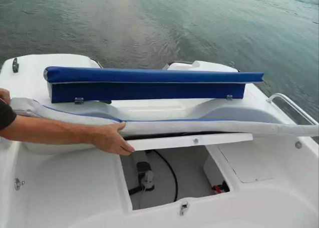 Стеклопластиковый катер Wyatboat-430 DCM (тримаран) в Миассе