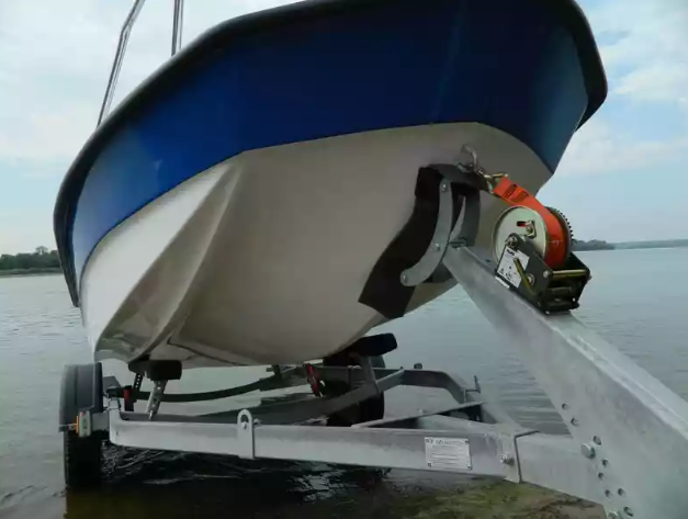 Стеклопластиковый катер Wyatboat-430 DCM (тримаран) в Миассе