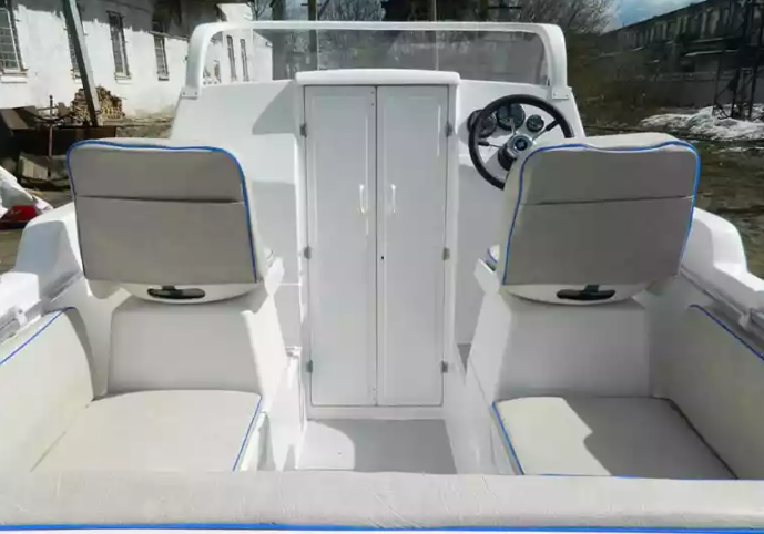 Комбинированный катер Neman-500 с каютой в Миассе