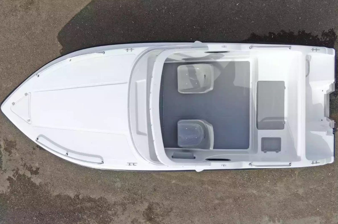 Комбинированный катер Neman-500 P в Миассе