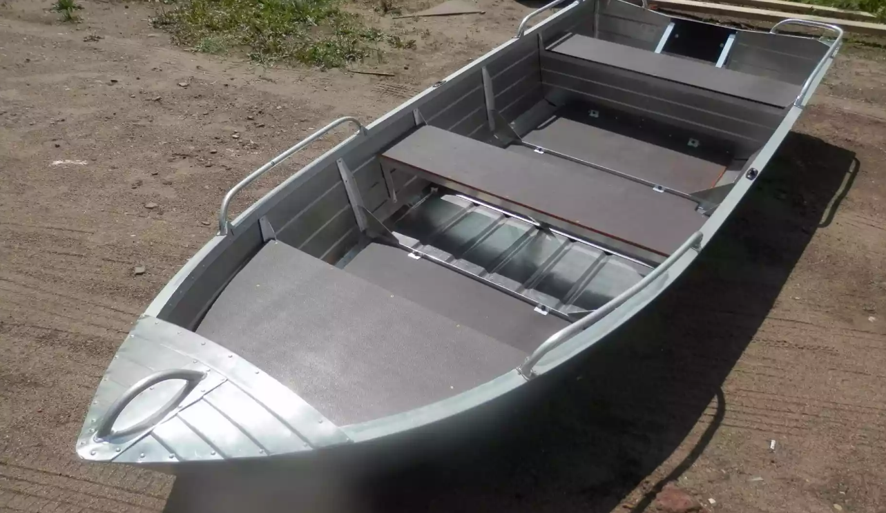 Алюминиевая лодка Вятка-Профи 32 в Миассе