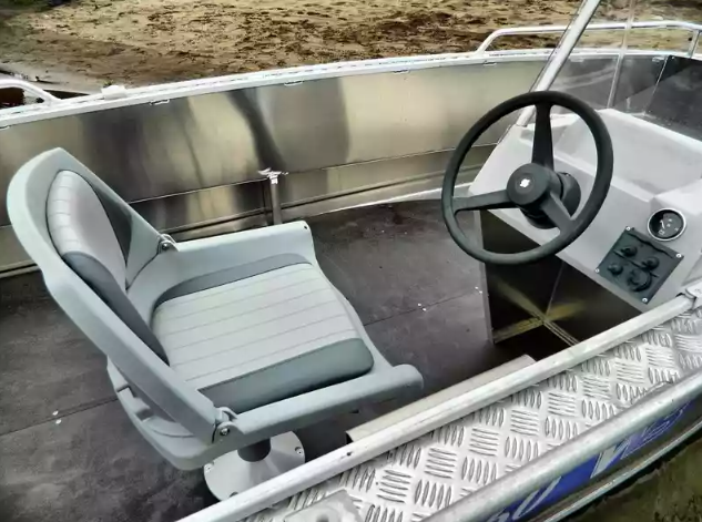 Алюминиевый катер Wyatboat-460 C в Миассе