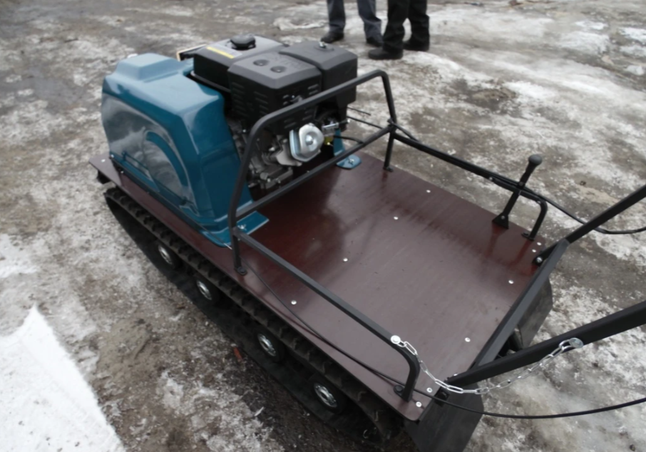 Мотобуксировщик AhtaR LR13 с реверс-вариатором Буран (задний ход) в Миассе