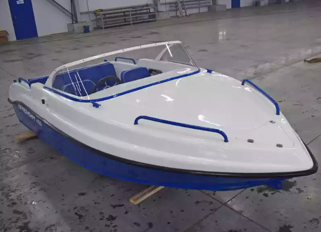 Комбинированный катер Neman-450 в Миассе