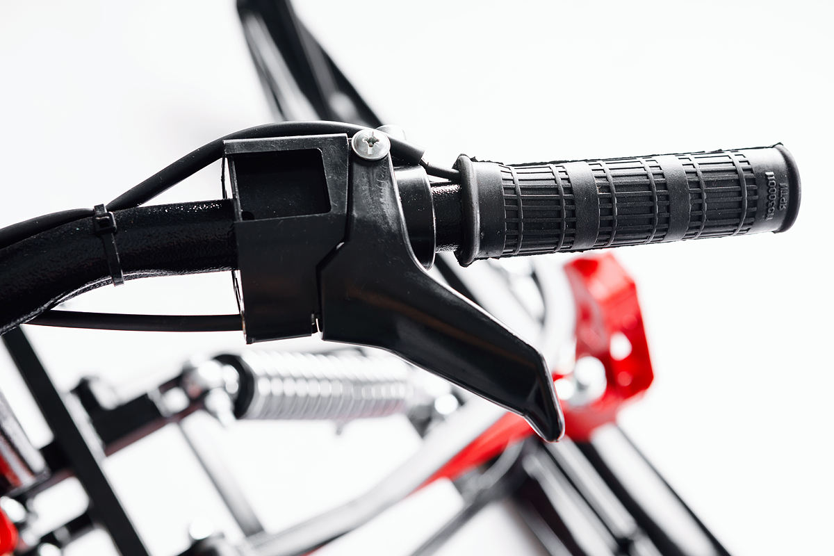 Лыжный модуль IKUDZO с подогревом ручек пластиковые лыжи в Миассе