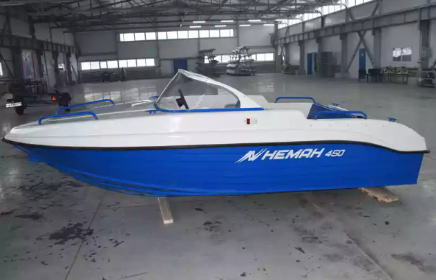 Комбинированный катер Neman-450 в Миассе