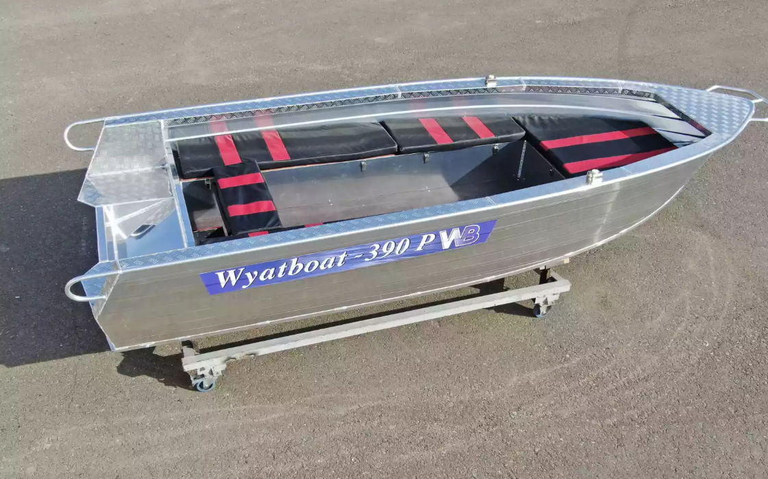 Алюминиевая лодка Wyatboat-390РМ увеличенный борт в Миассе