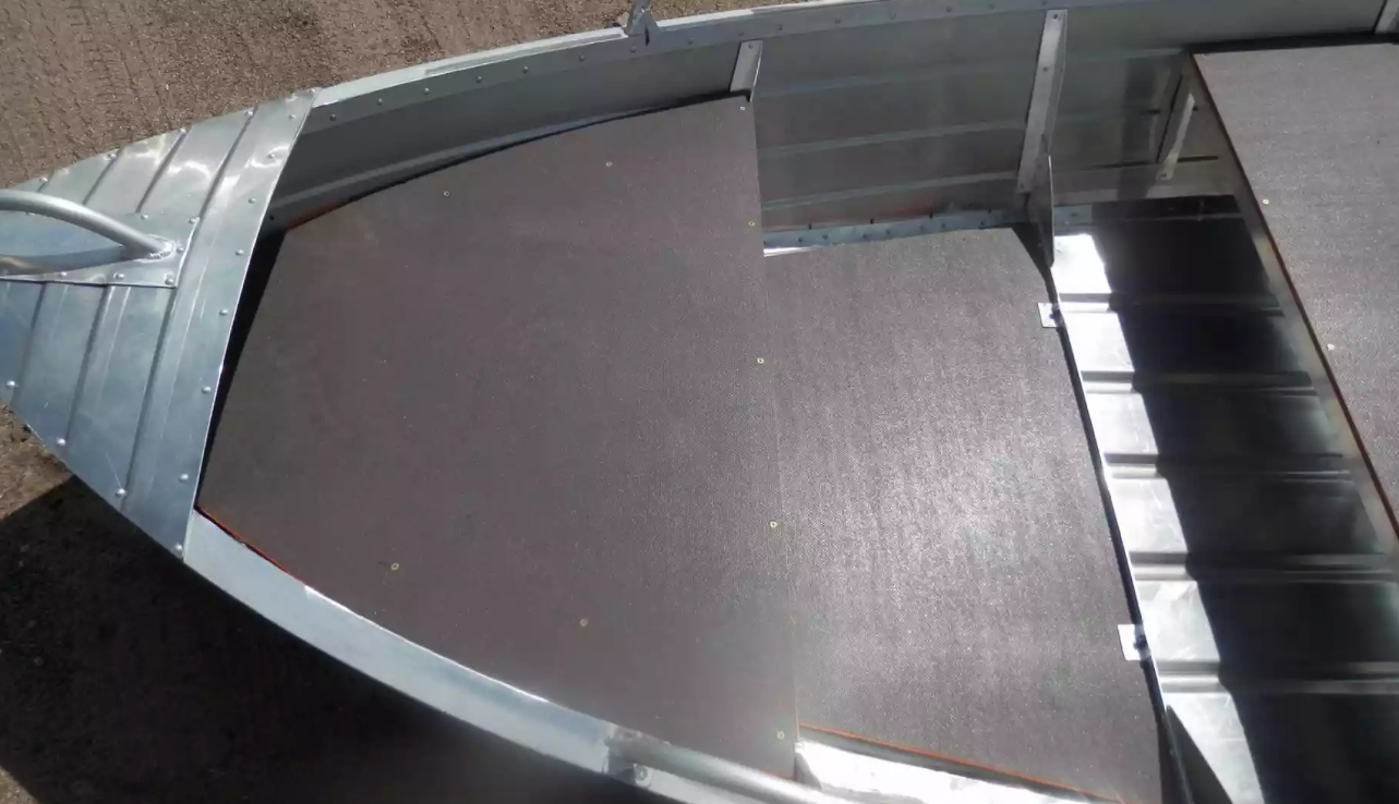 Алюминиевая лодка Вятка-Профи 32 в Миассе