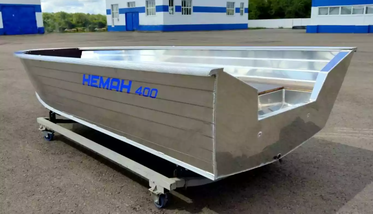 Алюминиевая лодка Неман-400 в Миассе