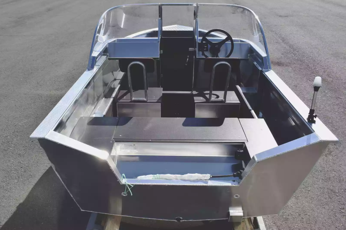 Алюминиевая лодка  Неман-400 DCM в Миассе