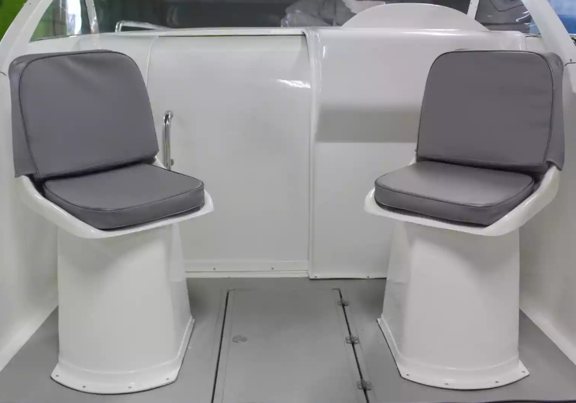 Стеклопластиковый катер Neman-550 с каютой в Миассе