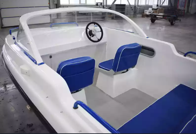 Комбинированный катер Neman-450 в Миассе