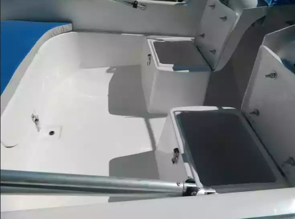 Стеклопластиковый катер Wyatboat-430 M (тримаран) в Миассе