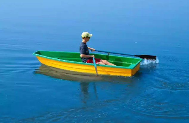 Стеклопластиковая лодка Малютка в Миассе