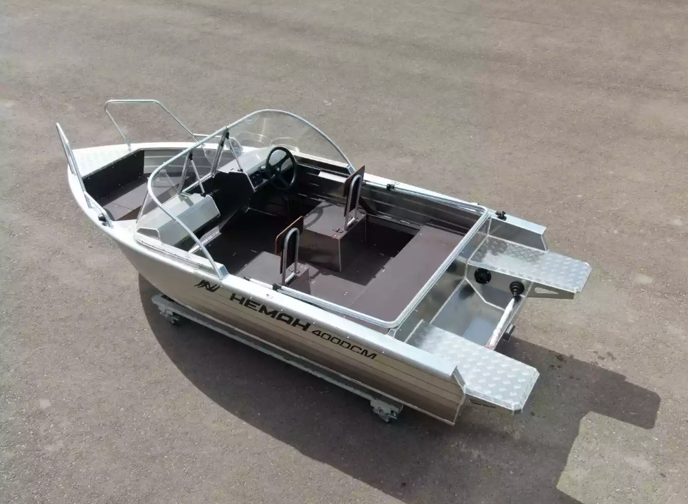 Алюминиевая лодка  Неман-400 DCM NEW в Миассе