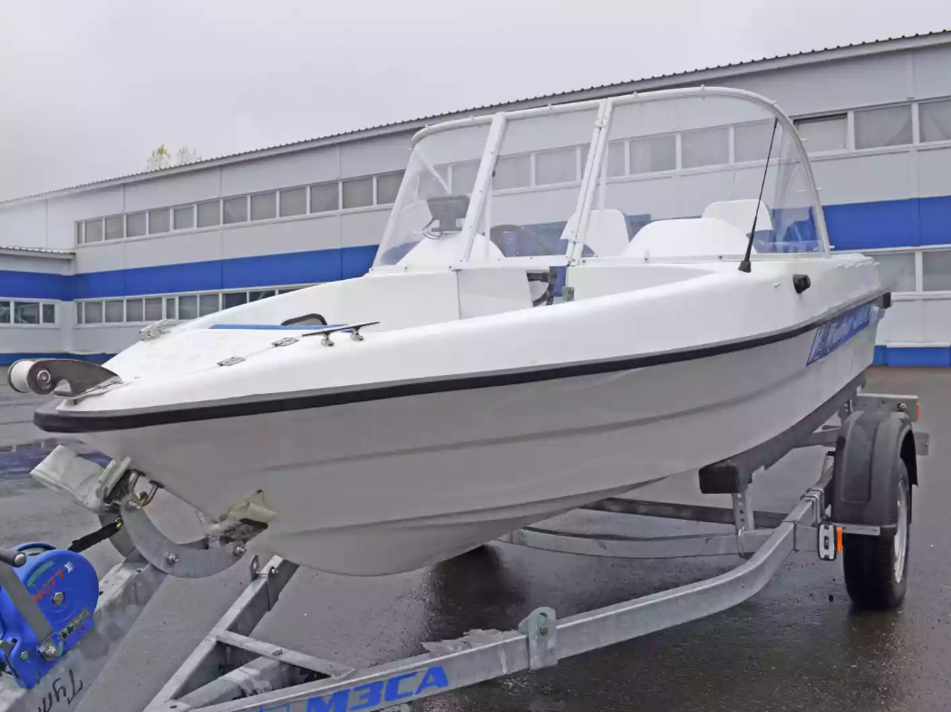Стеклопластиковый катер Wyatboat-430DCМ (килевая) в Миассе