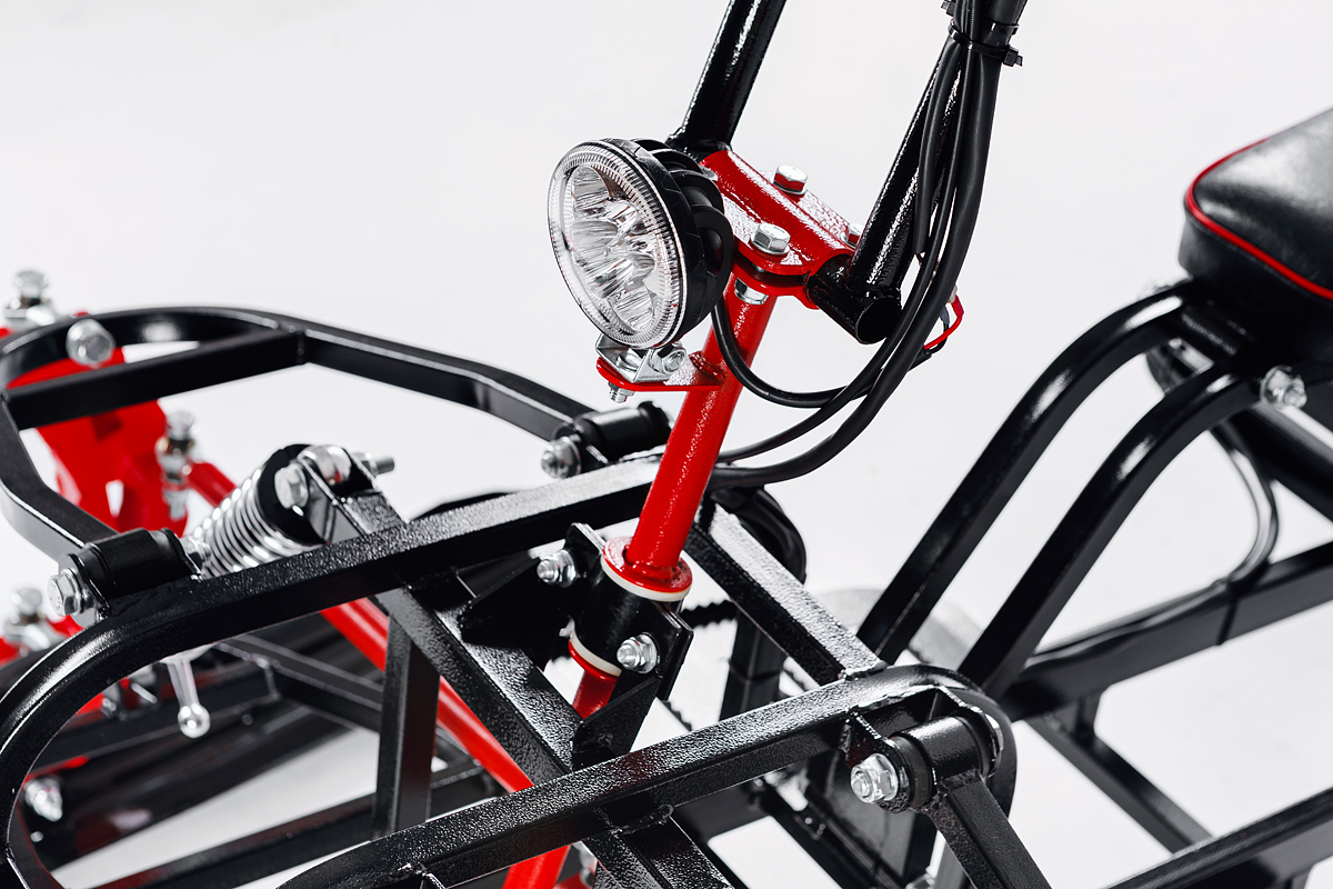 Лыжный модуль IKUDZO с подогревом ручек пластиковые лыжи в Миассе