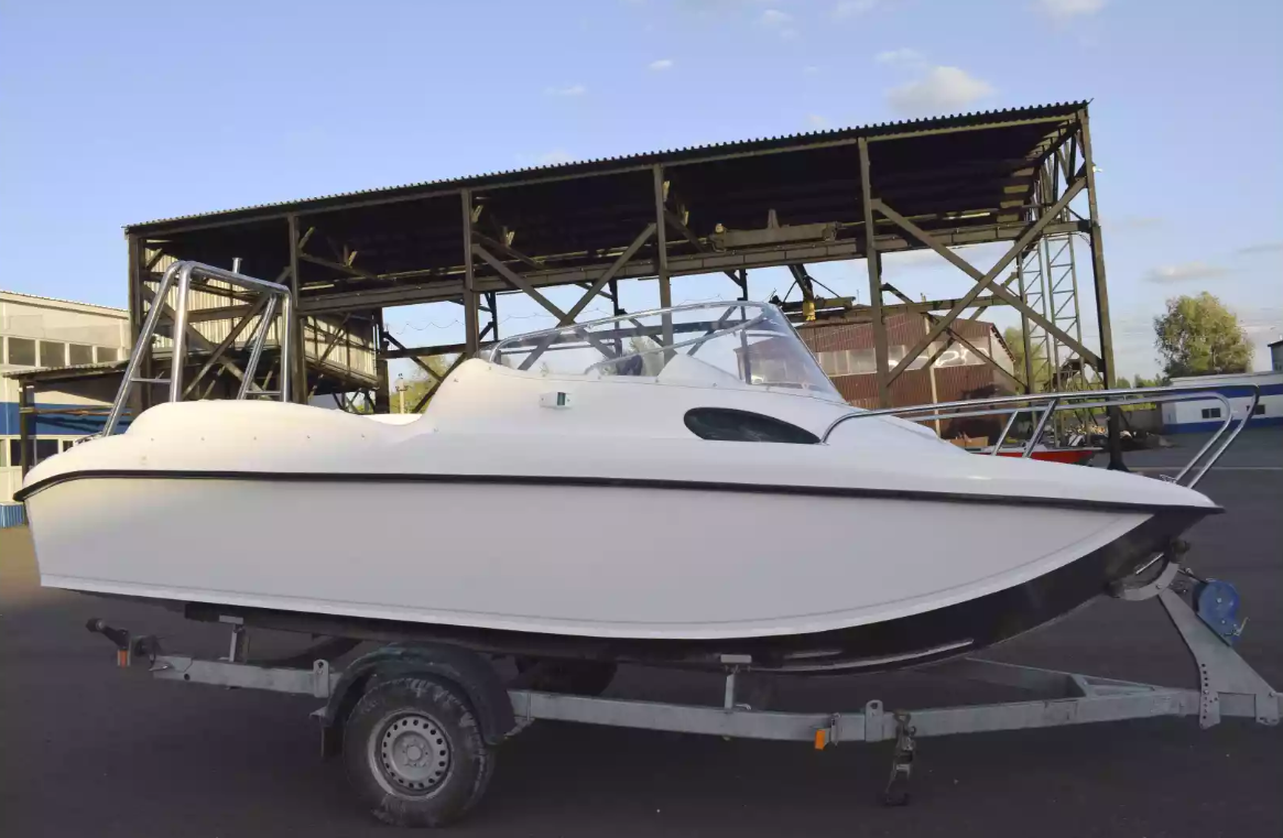 Комбинированный катер Neman-530 с каютой в Миассе