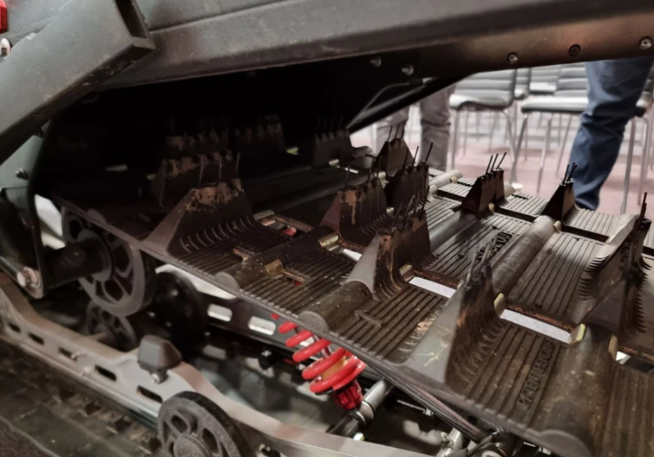 Снегоход AODES Siberiacross 1000 SWT 600mm LCD 6.8 в Миассе