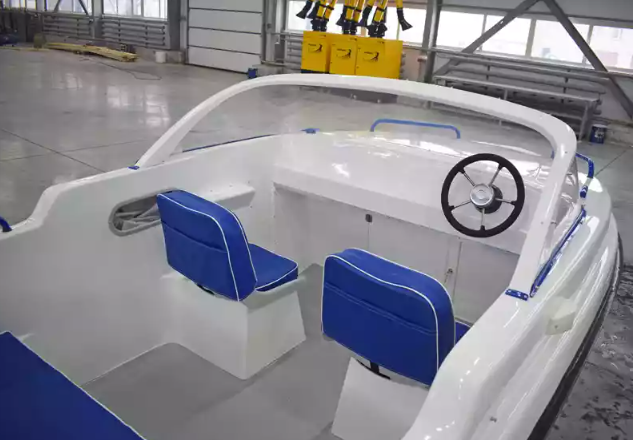 Комбинированный катер Neman-450 в Миассе