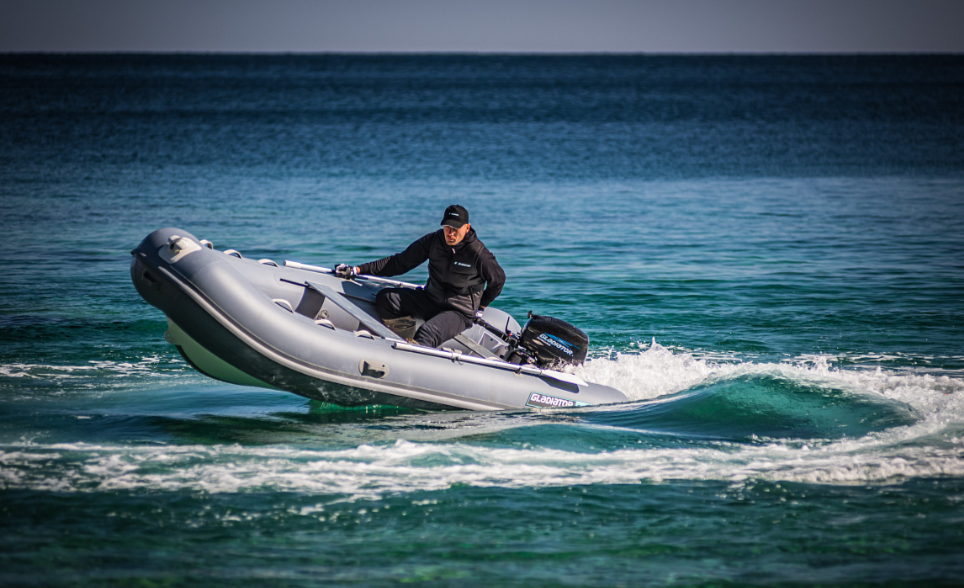 Лодка GLADIATOR RIB380AL в Миассе