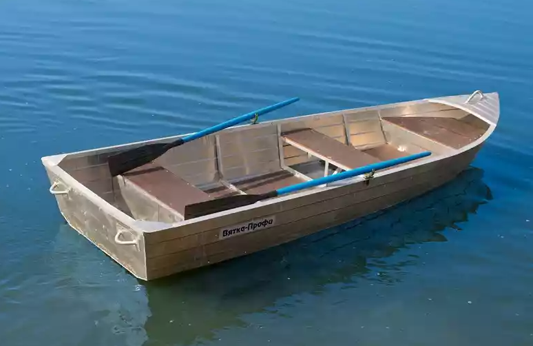 Алюминиевая лодка Вятка-Профи 32 в Миассе