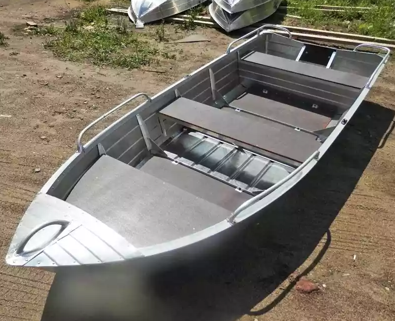 Алюминиевая лодка Вятка-Профи 37 в Миассе