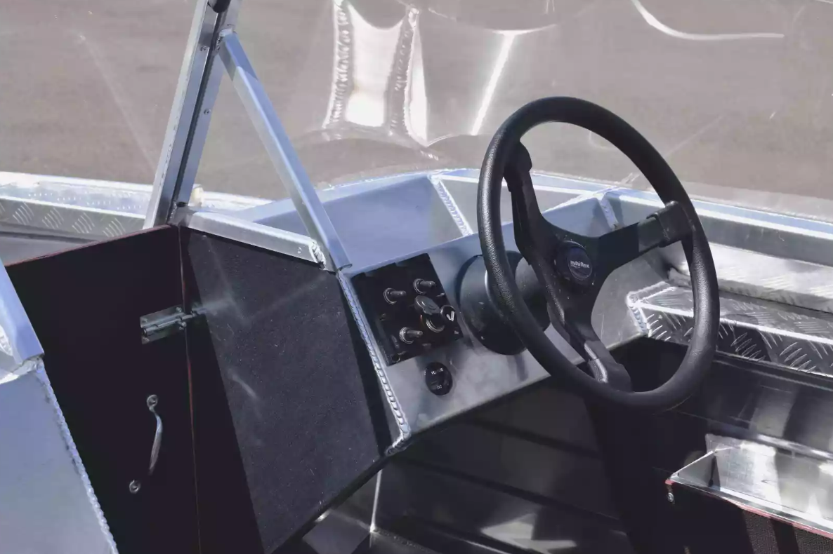 Алюминиевый катер Wyatboat-390 DCM в Миассе