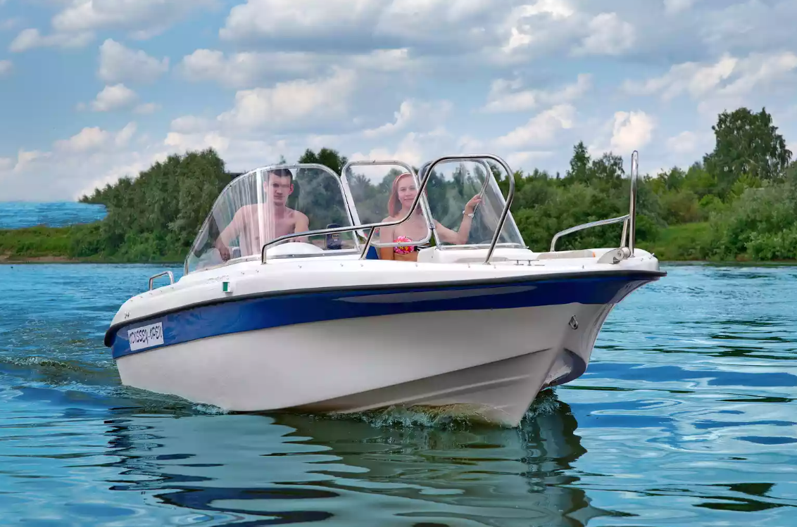 Стеклопластиковый катер Neman-530 Open в Миассе