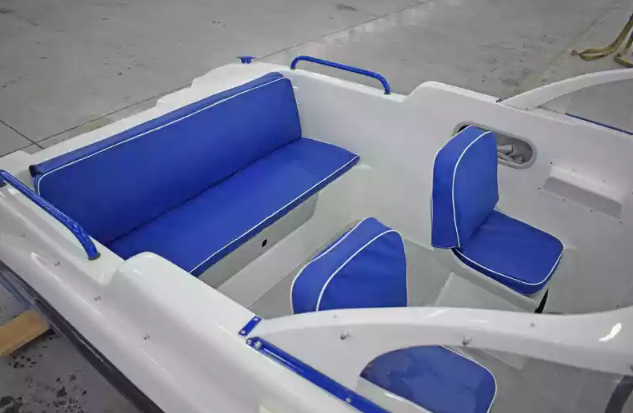 Комбинированный катер Neman-450 в Миассе