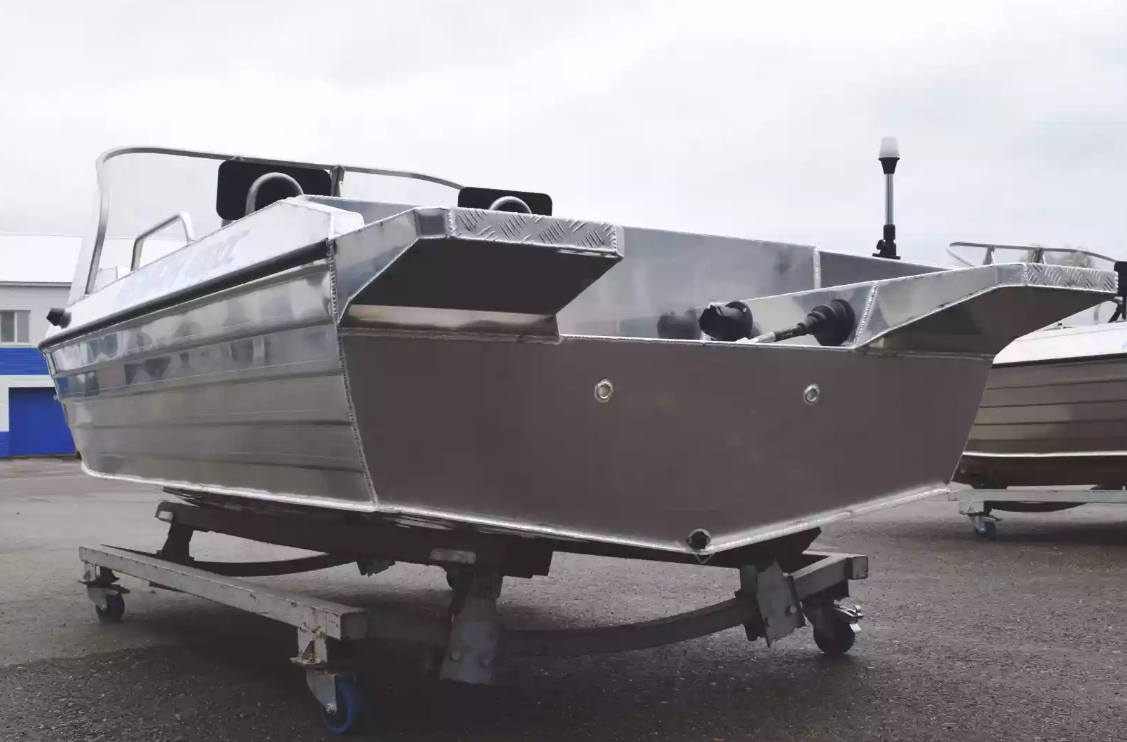 Алюминиевая лодка  Neman-400 DC в Миассе