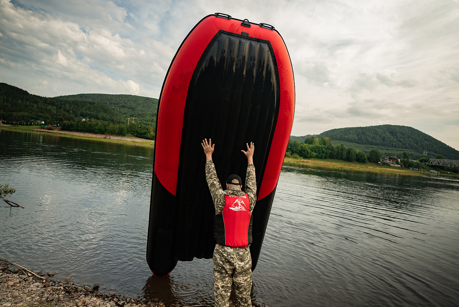 Лодка MISHIMO RIVER FJET PRO 410  под водомет в Миассе