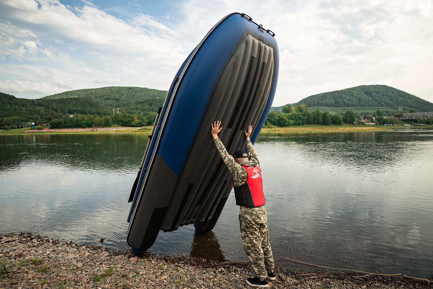 Лодка MISHIMO RIVER FJET PRO 410  под водомет в Миассе