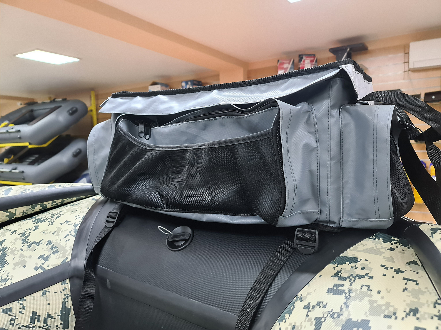 СУМКА ЛЮКС НА БАЛЛОН ДЛЯ ЛОДОК ПВХ 50Х25Х25 СМ в Миассе