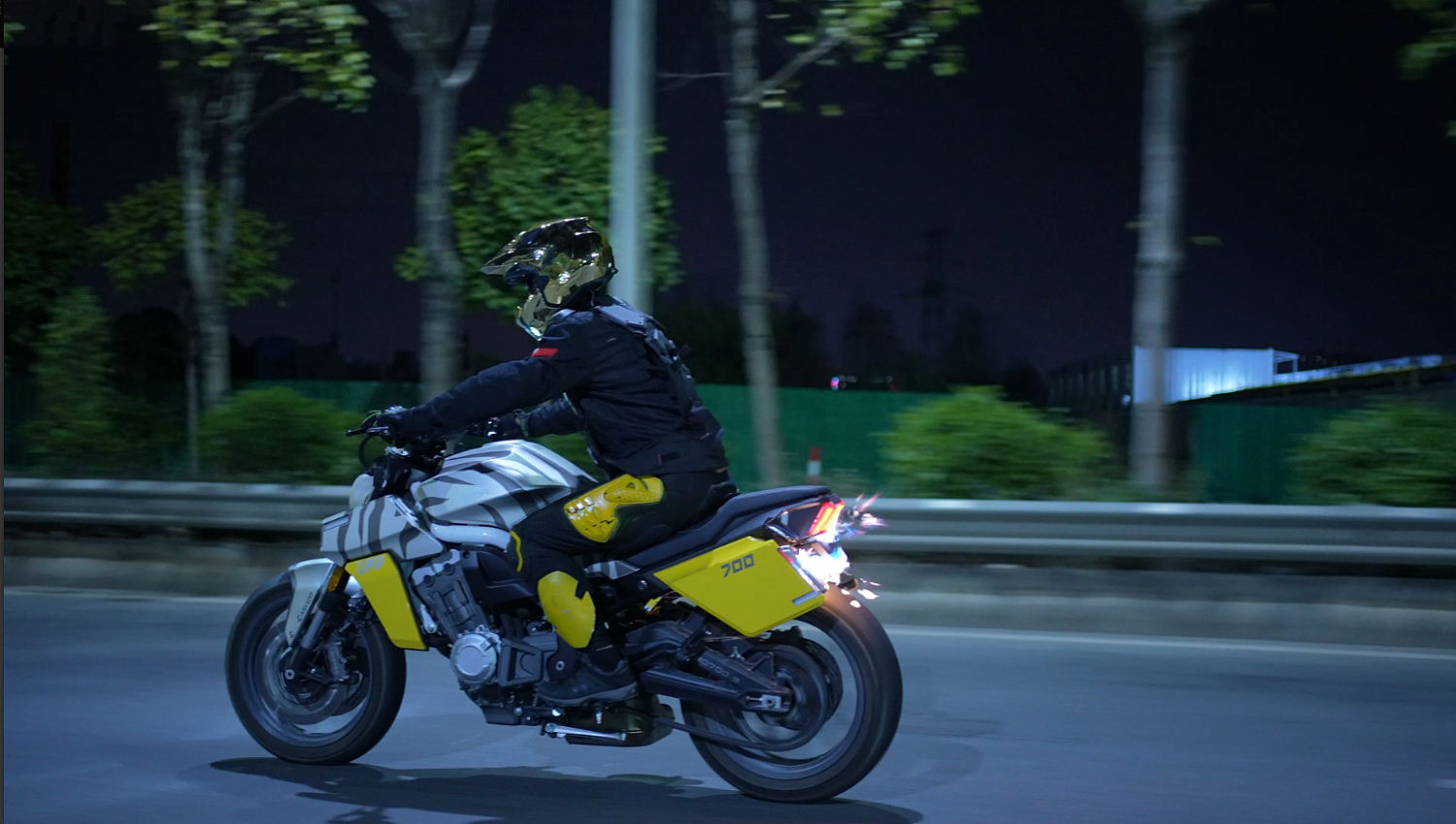 Мотоцикл Benda LFS 700 в Миассе